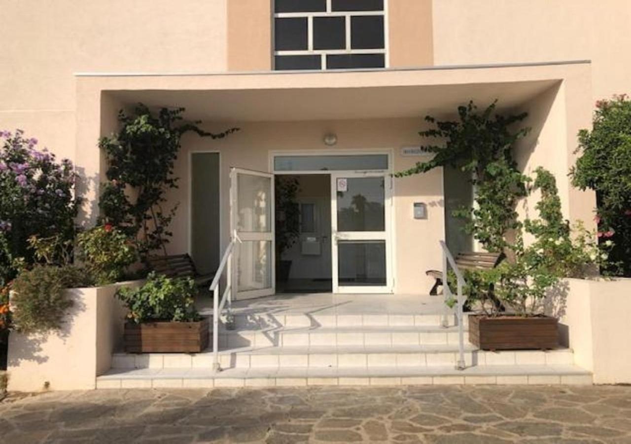 Studio Direct Plage Le Lavandou Extérieur photo